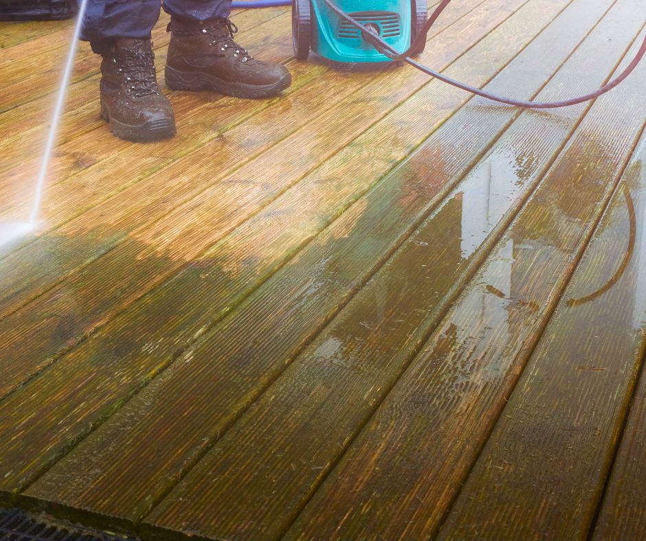 pressure washing wood deck Buderim property